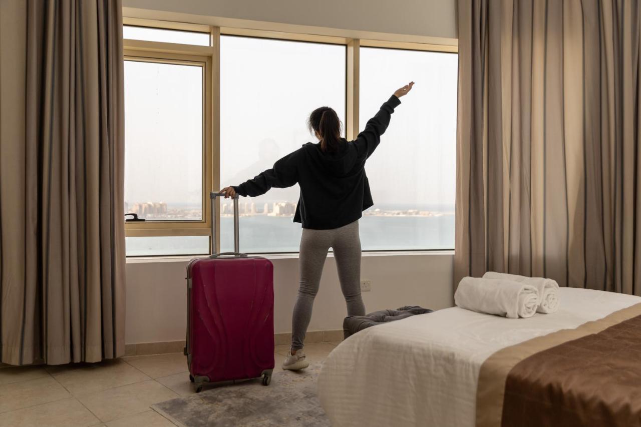 Magnum Hotel & Suites West Bay Doha Exteriör bild