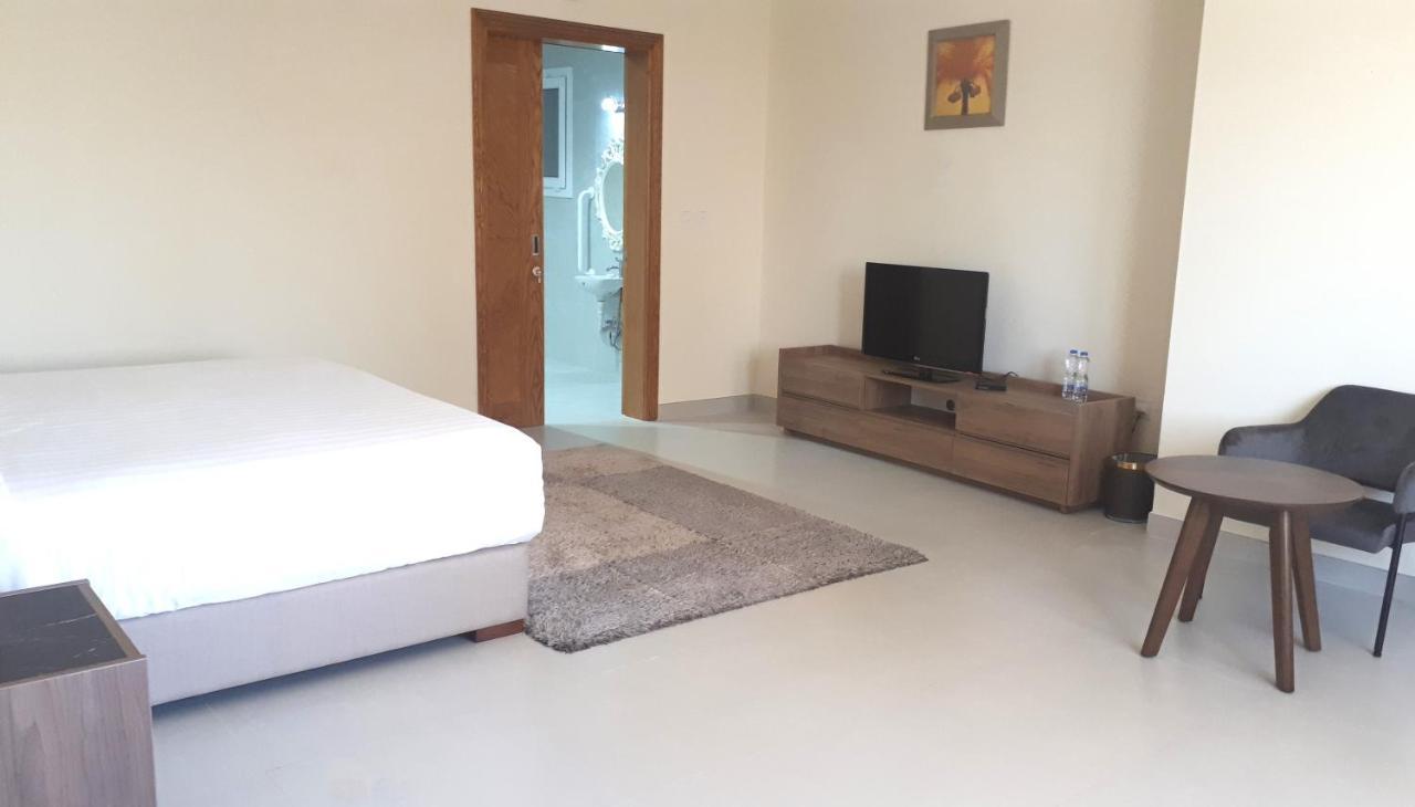 Magnum Hotel & Suites West Bay Doha Exteriör bild