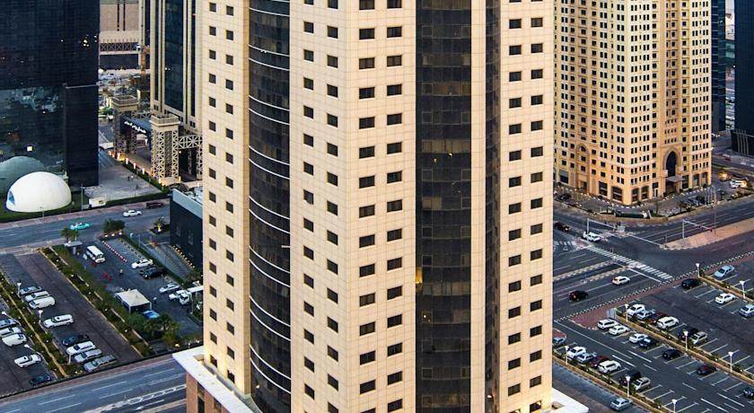 Magnum Hotel & Suites West Bay Doha Exteriör bild